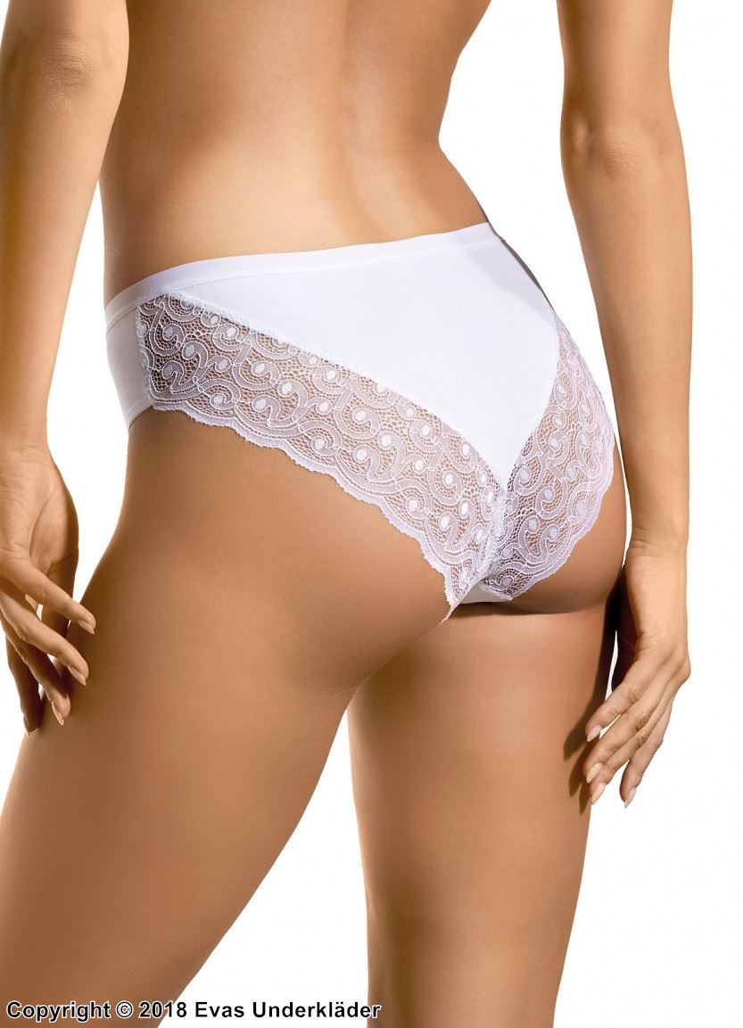 Classic briefs, high quality cotton, intricate lace, plain front